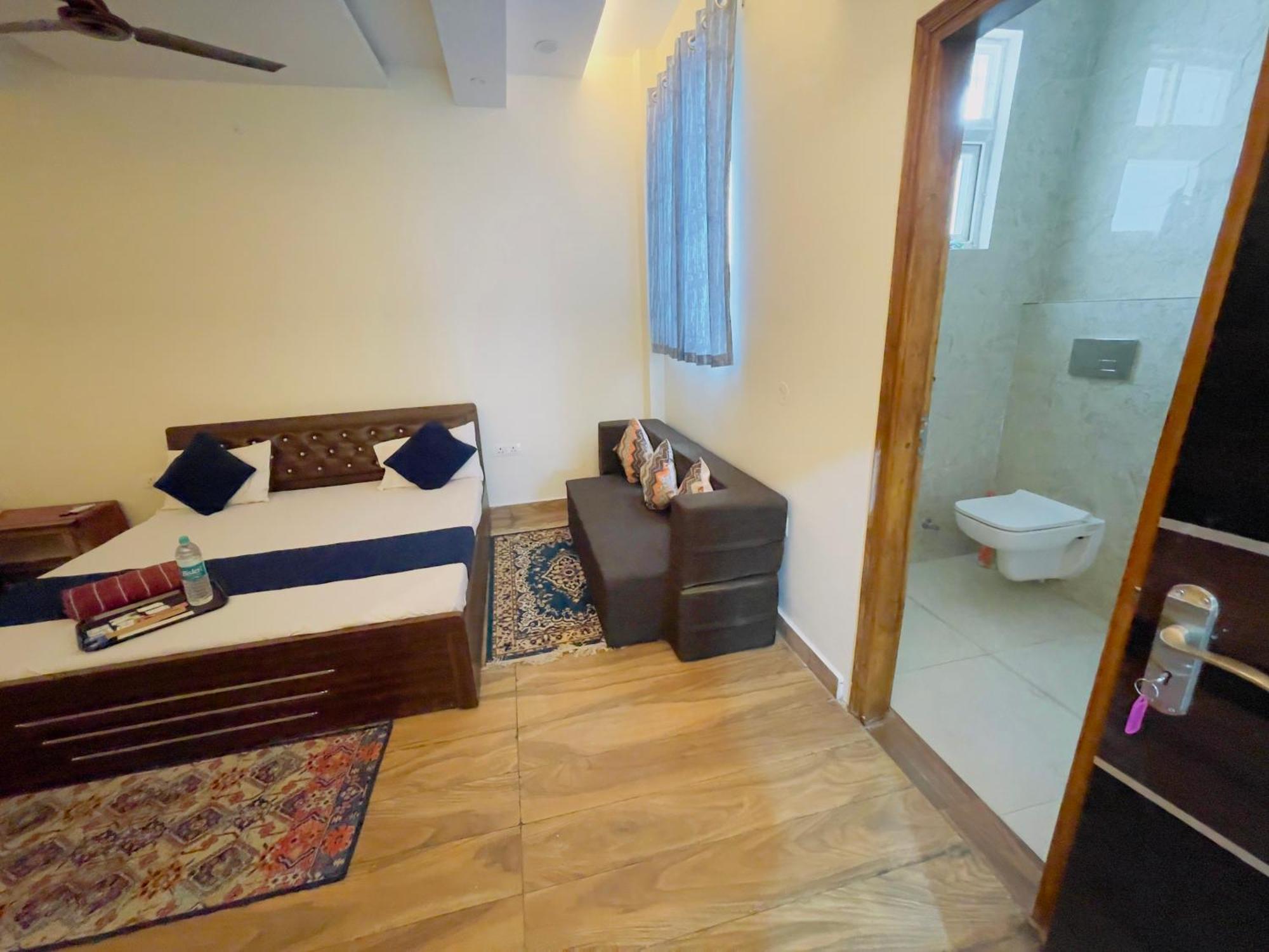 Atulyam Stays Sushant Golf City Lucknow Exterior photo