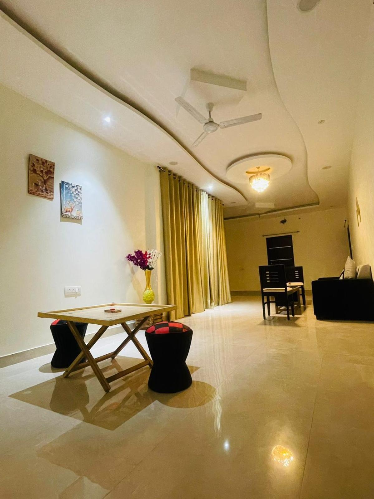 Atulyam Stays Sushant Golf City Lucknow Exterior photo